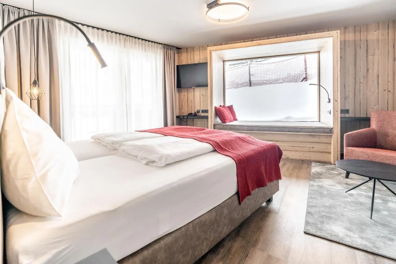 Hotel Astrid Saalbach-Hinterglemm 4*,